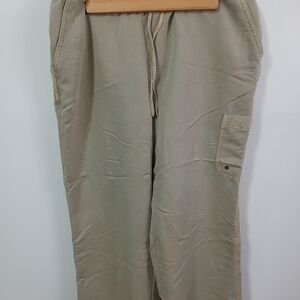 Women's Petite Beige Pants